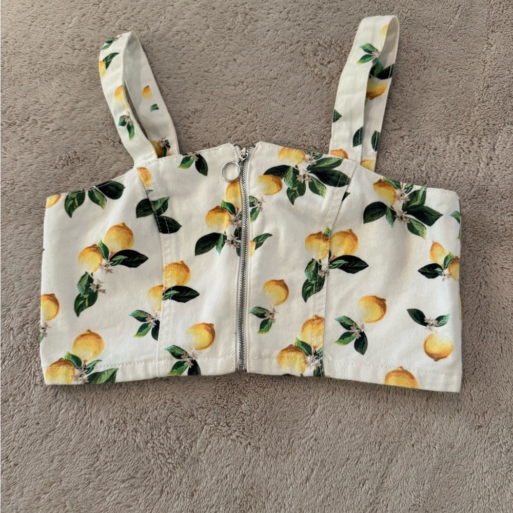 Denim&Co Lemon Print Zip Top Size 6